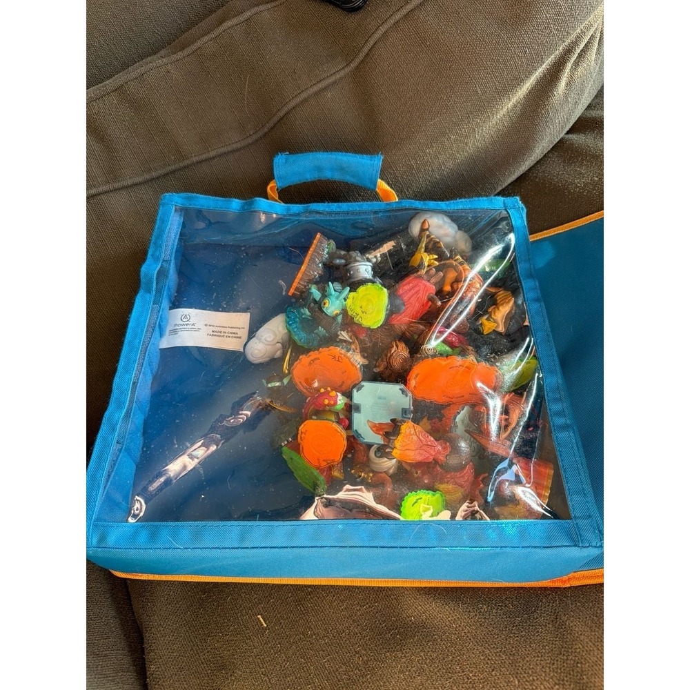 Skylanders Giants PowerA Carrying‎ Case and 43 Figure Lot